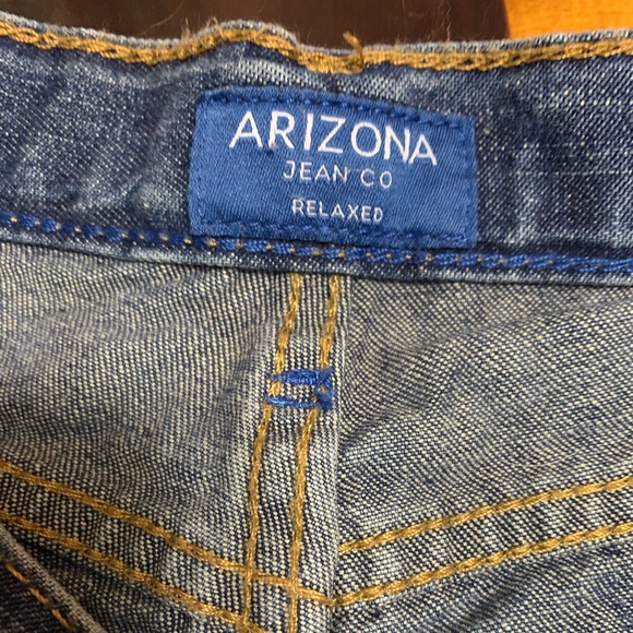 Boys Jeans 3/$20 ๐ Arizona Relaxed fit size 12 - Picture 2 of 3